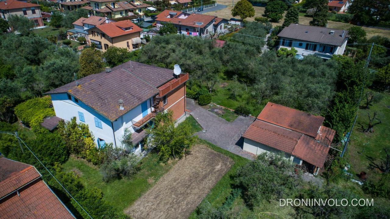 Casa Degli Zii Appartamento Guido Luni Exterior foto